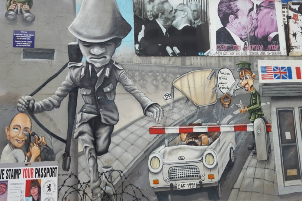 Bild 1 von Berliner Wall East Street Art 035 - Dokumentation - Fotografie by Paffy